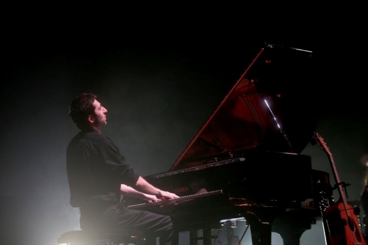 Dünyaca ünlü sanatçı Evgeny Grinko, İstanbul'da konser verdi