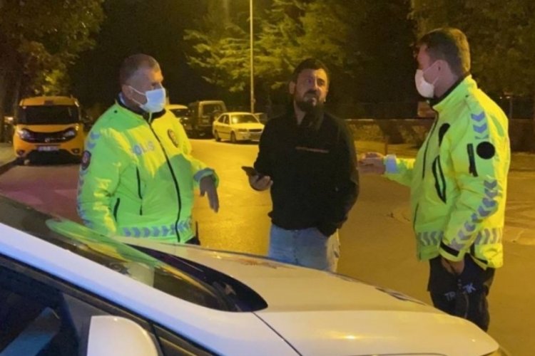 Bursa'da alkollü sürücü alkolmetreyi pos cihazı sandı