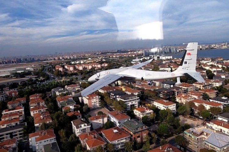 Akıncı ve F-16 yan yana u&ccedil;tu!