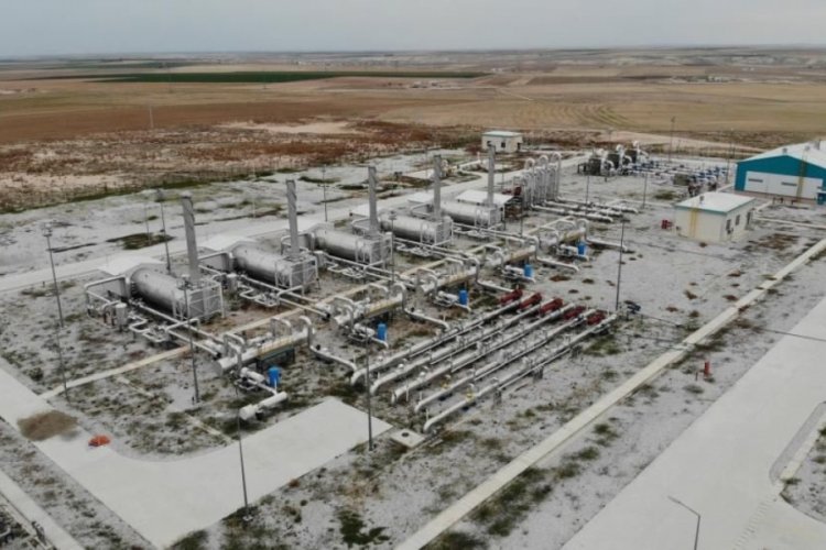 Enerji ve Tabii Kaynaklar Bakanı D&ouml;nmez: Tuz G&ouml;l&uuml; Doğal Gaz Yer Altı Depolama Tesisi'nin y&uuml;zde 51'i tamamlandı