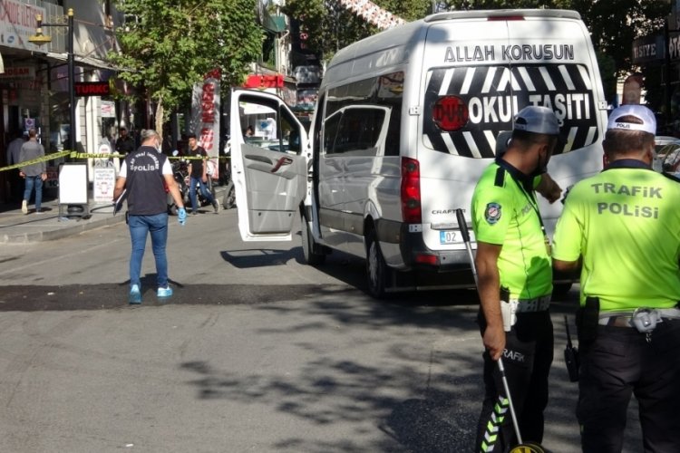 &Ouml;ğrenci servisinin ezdiği 11 yaşındaki &ccedil;ocuk hayatını kaybetti