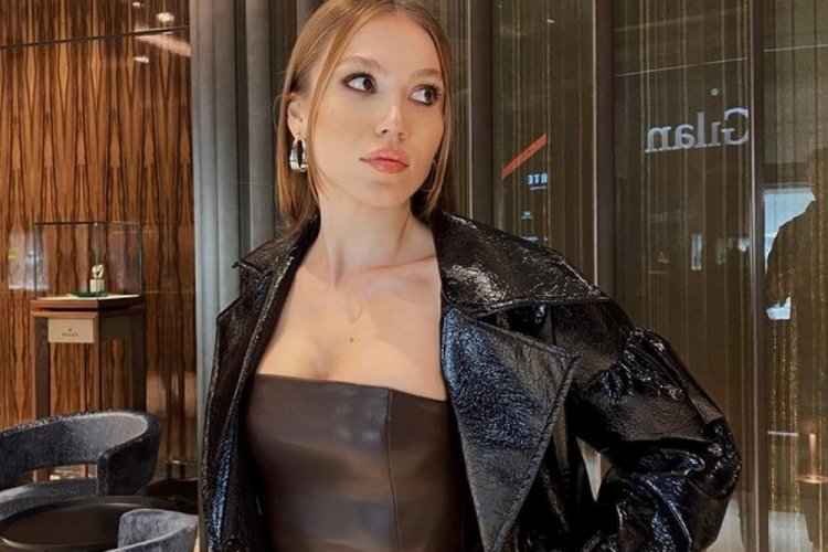 Duygu &Ouml;zaslan 'kopyanın da bu kadarı' dedirtti