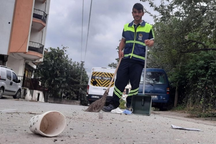 Kocaeli Golcuk Te Bir Temizlik Gorevlisi Yaptigi Kalp Masajiyla Hayat Kurtardi Bursada Bugun Bursa Bursa Haber Bursa Haberi Bursa Haberleri Bursa