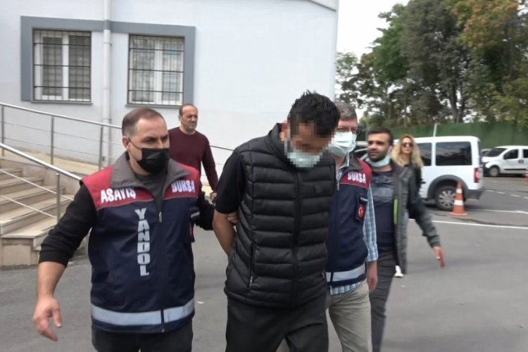 Bursa'da dolandırdığı yaşlı adam tarafından fotoğraflandı, adliyeye sevk edildi