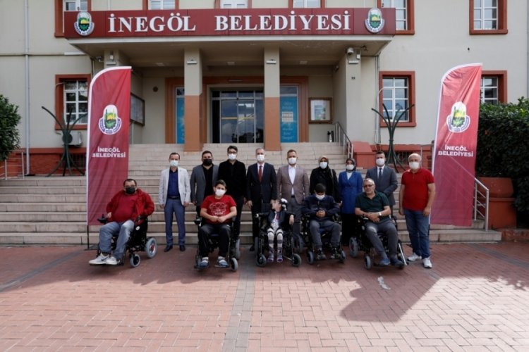 Bursa'da mavi kapaklar 5 engelli vatandaşa umut oldu