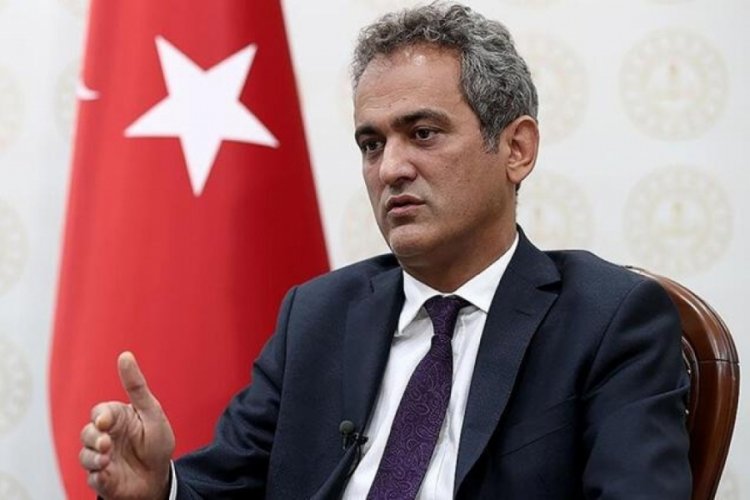 Bakan &Ouml;zer duyurdu! A&ccedil;ık &ouml;ğretim ve olgunlaştırma enstit&uuml;leri kayıtları uzatıldı