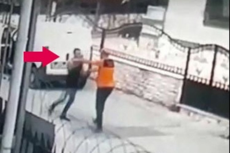 Kocaeli'de kargo dağıtıcısı aracının başında şoka uğradı