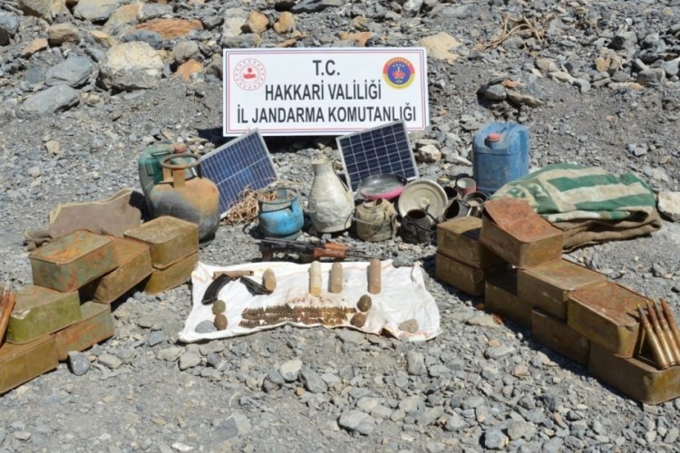 Hakkari'de &ccedil;ok sayıda m&uuml;himmat ele ge&ccedil;irildi