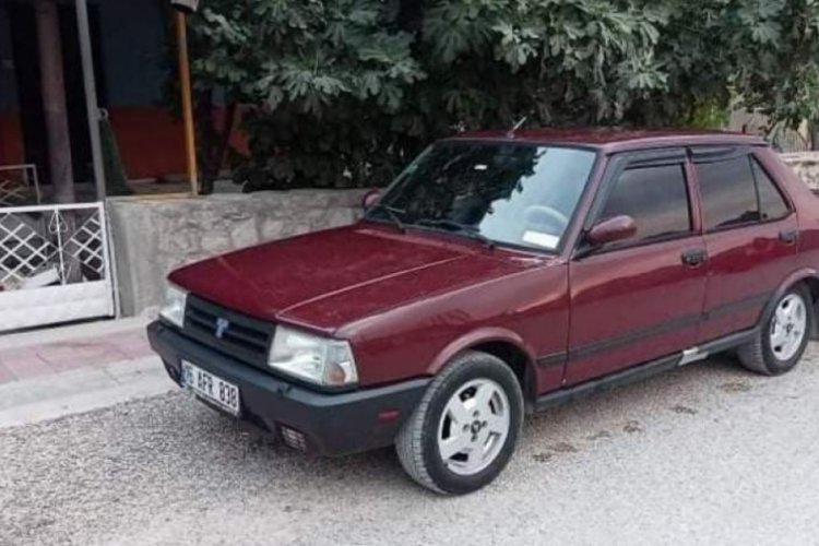 Bursa'da kapının &ouml;n&uuml;ndeki otomobili &ccedil;aldılar