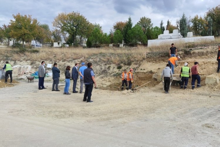 Safranbolu'da, mezarlıkta ka&ccedil;ak kazıya inceleme başlatıldı