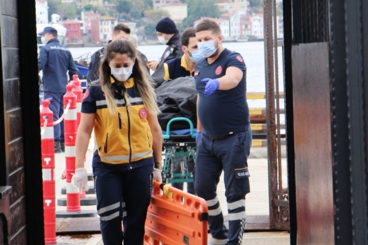 İstanbul Ortak&ouml;y'de denizde ceset bulundu