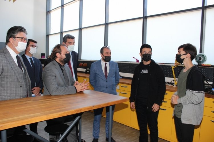Bursa'da Bilim ve Sanat Merkezleri ve Fen Liseleri'nde Ar-Ge d&ouml;nemi