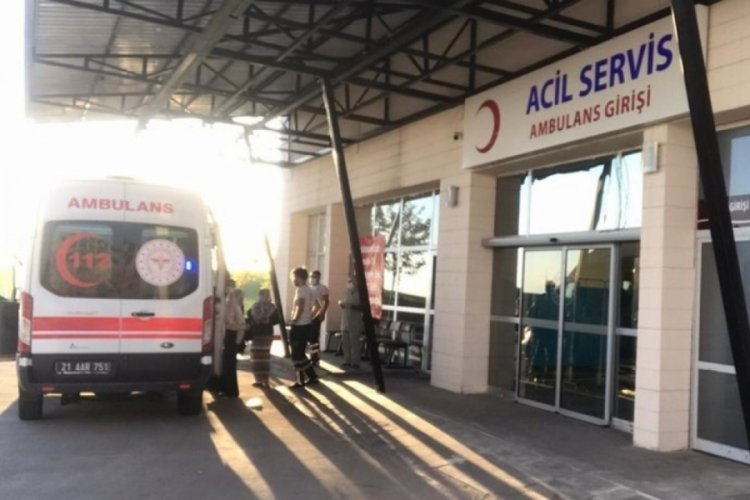 Diyarbakır'da iki aile arasında kanlı kavga: 5 kişi ağır yaralandı