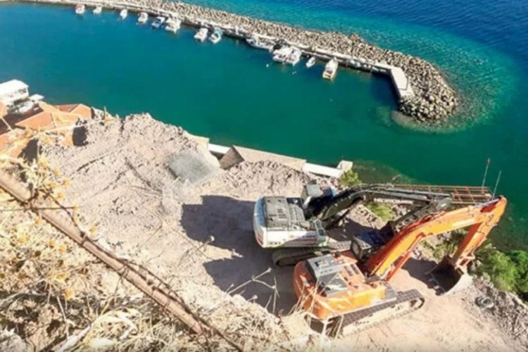 Assos'ta peyzaj krizi yaşanıyor!