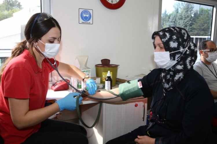 Bursa Nil&uuml;fer Belediyesi personelinden anlamlı bağış