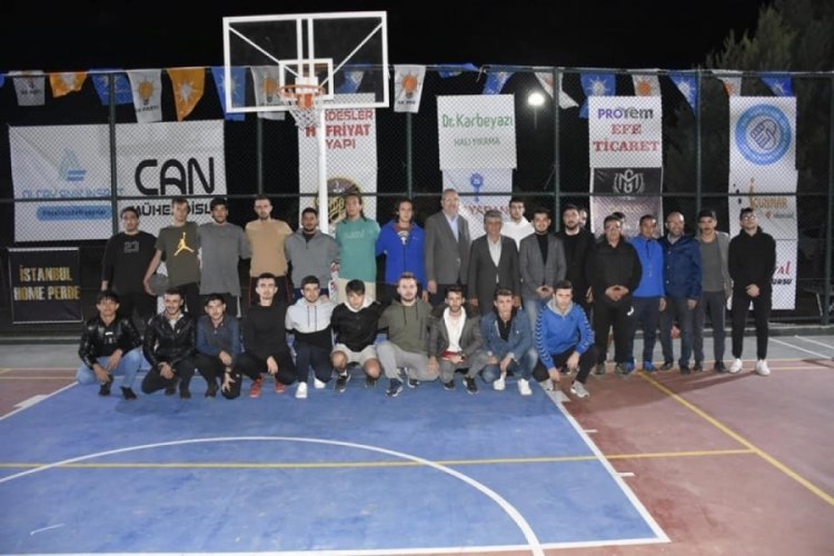 Bursa'da sokak basketbolu turnuvası sona erdi