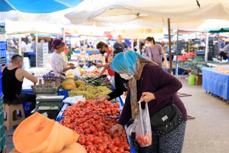 Seradan markete domatesin fiyatı y&uuml;zde 176 arttı