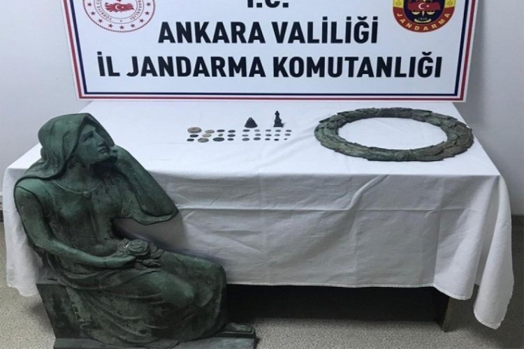 Ankara'da tarihi eser ka&ccedil;ak&ccedil;ılarına operasyon