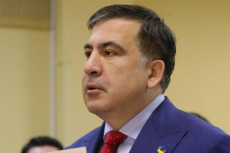 Eski G&uuml;rcistan Cumhurbaşkanı &uuml;lkesinde g&ouml;zaltına alındı