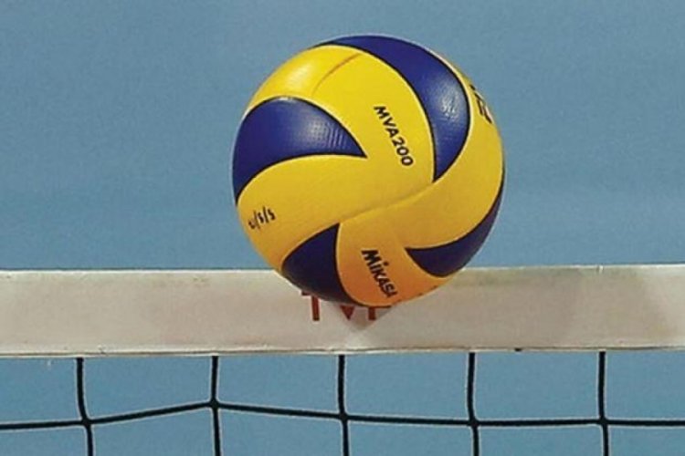 Bursa&nbsp;B&uuml;y&uuml;kşehir Belediyespor voleybol takımı, Cizre Belediyespor'u yendi