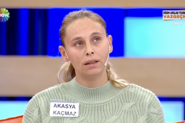 Didem Arslan'da st&uuml;dyo birbirine girdi! Gelinine "Kocamı ayarttın" dedi
