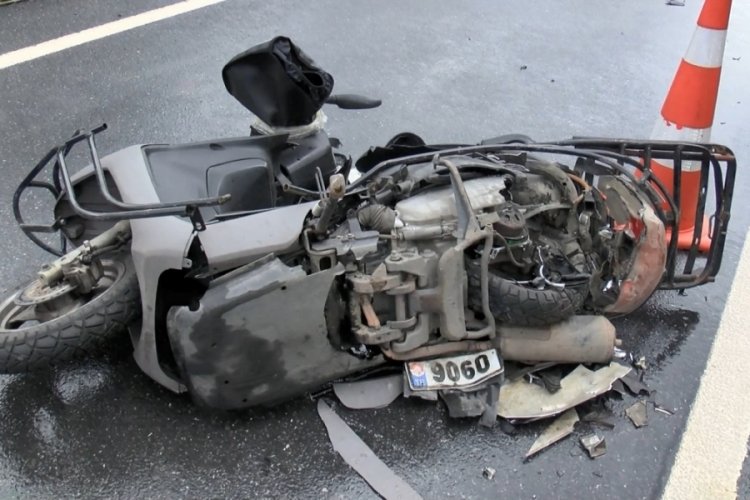 İstanbul'da motosikletli kuryenin feci sonu!