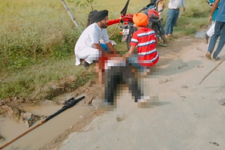 Hindistan'da &ccedil;ift&ccedil;i eylemlerinde 8 kişi hayatını kaybetti