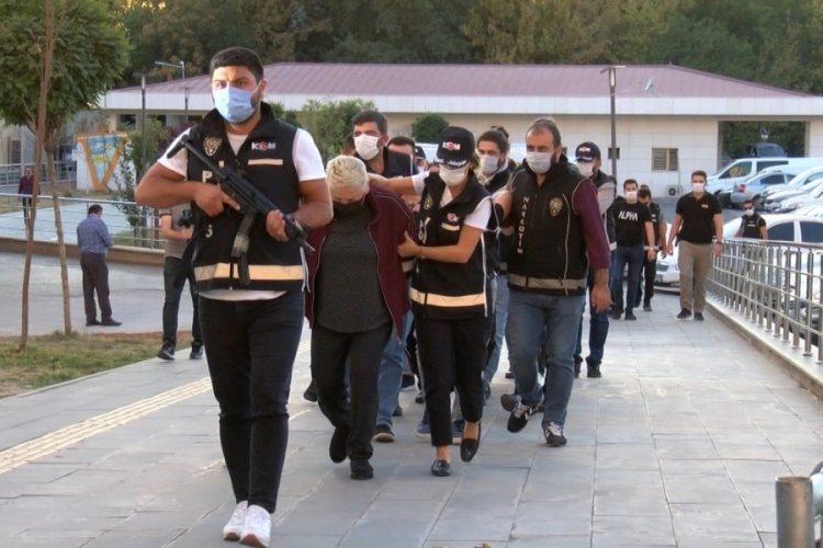 Ankara merkezli 3 ildeki uyuşturucu operasyonda yakalanan 6 kişi adliyede