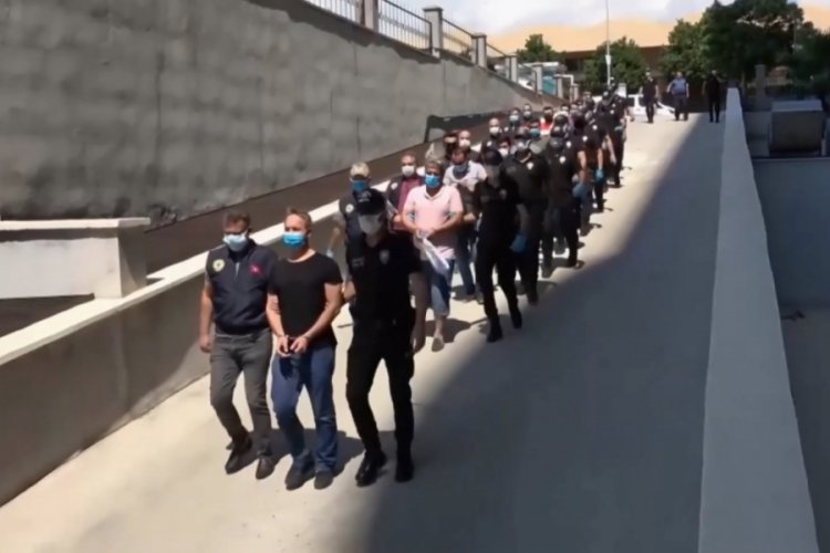 Mersin'de ter&ouml;r operasyonlarında 12 kişiye tutuklama