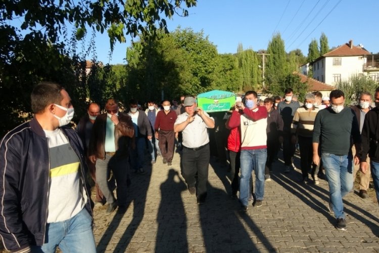 Sabah okul i&ccedil;in &ccedil;ıktı, akşam cenazesi toprağa verildi...