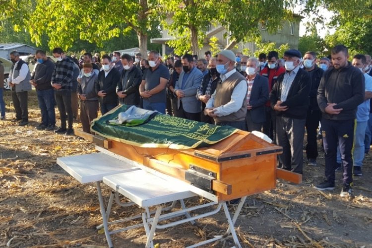 Konya'da kuzusunu kurtarmak isterken boğulan Mehmet toprağa verildi