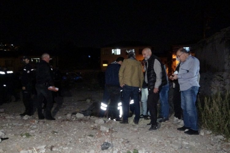 Bursa'da boş arazide erkek cesedi bulundu