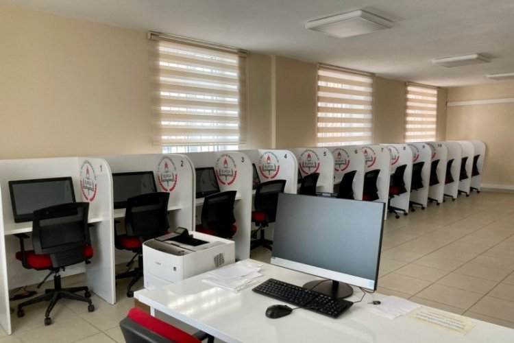 Bursa'da e-sınav merkezlerinin kullanım kapasitesi artacak