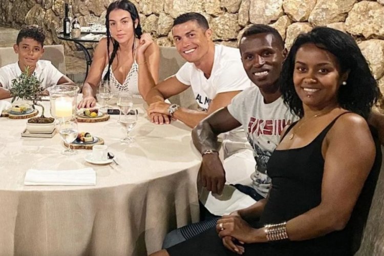 Acı haberi Cristiano Ronaldo duyurdu