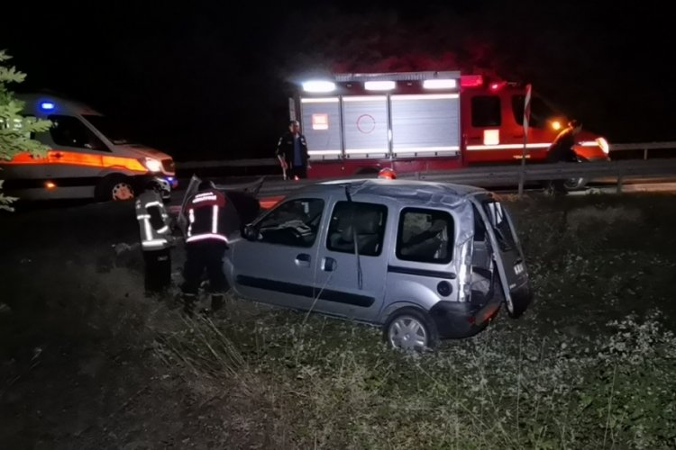 Bursa'da şarampole yuvarlanan ara&ccedil;ta bir kişi &ouml;ld&uuml;