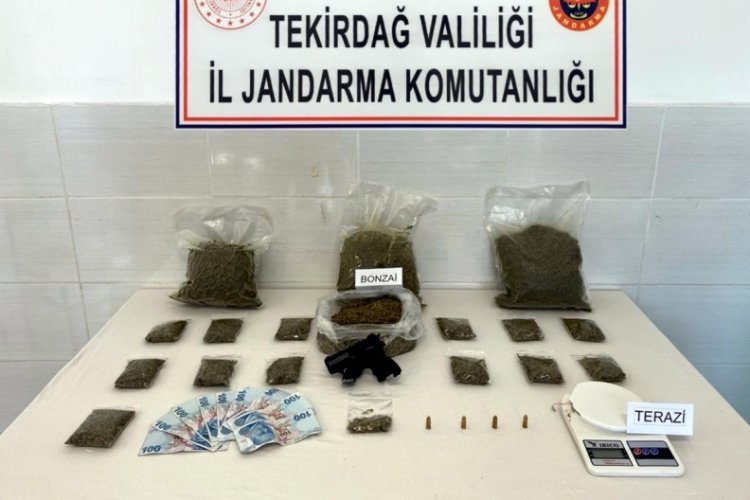 Tekirdağ'da okul &ouml;nlerinde uyuşturucu satıcılarına operasyon