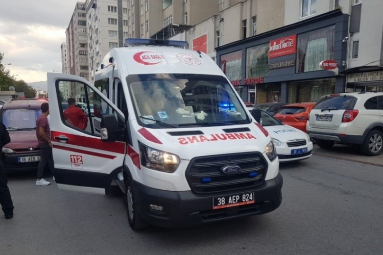 '&Ccedil;ocuk g&ouml;rme' tartışmasında eniştesini bı&ccedil;akladı