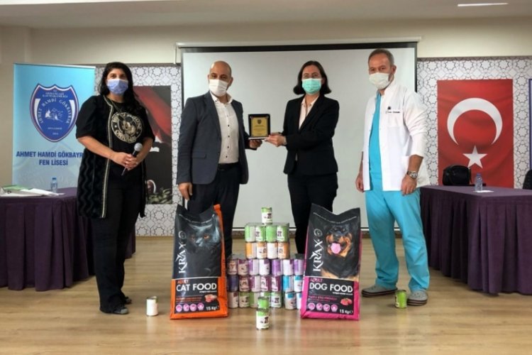 Bursa'da &ouml;ğrenciler hayvan sevgisini Osmangazi ile &ouml;ğreniyor