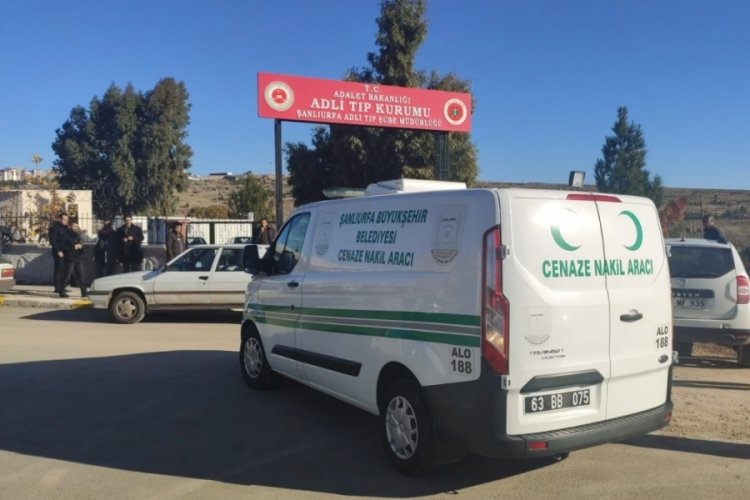 Şanlıurfa'da &uuml;zerine televizyon d&uuml;şen 4 yaşındaki Ferhat &ouml;ld&uuml;