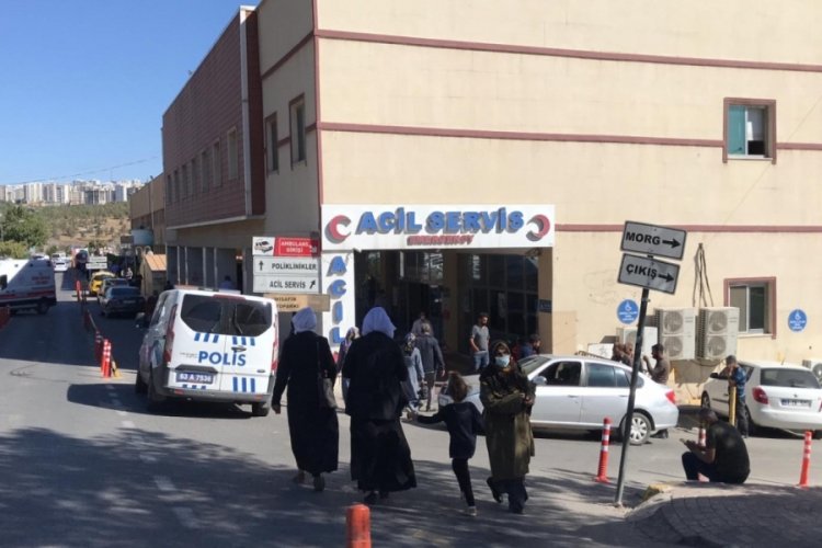 Şanlıurfa'da trakt&ouml;rle kamyon &ccedil;arpıştı: 1 &ouml;l&uuml;, 1 yaralı