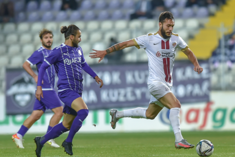 İneg&ouml;lspor, Afyonspor'a 4-2 mağlup oldu
