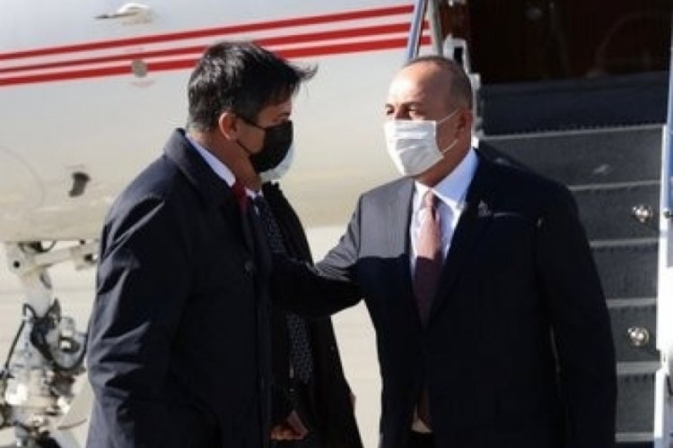 &Ccedil;avuşoğlu, Ukraynalı mevkidaşı Kuleba ile g&ouml;r&uuml;şt&uuml;