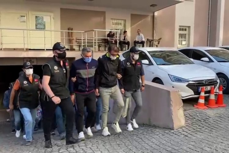 PETKİM &ccedil;alışanı 22 FET&Ouml; ş&uuml;phelisinden 3'&uuml; tutuklandı