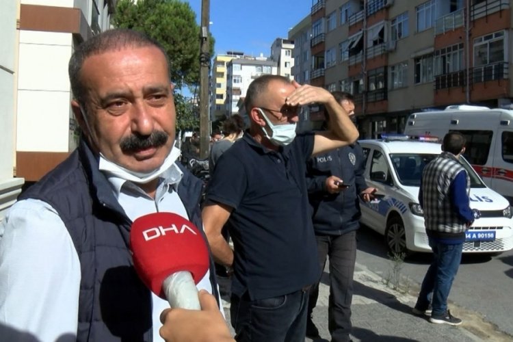 İstanbul Maltepe'de devrilen kamyonun s&uuml;r&uuml;c&uuml;s&uuml; yaralandı