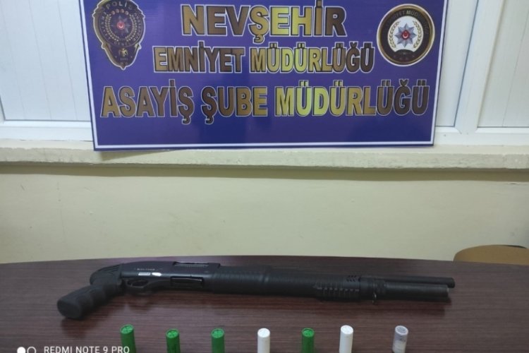 Husumetlisi olduğunu zannedip araca ateş ettiler: İki ş&uuml;pheli tutuklandı