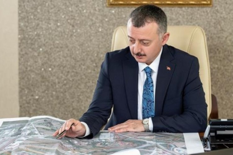 Kocaeli B&uuml;y&uuml;kşehir Belediye Başkanı, kaza ge&ccedil;irdi