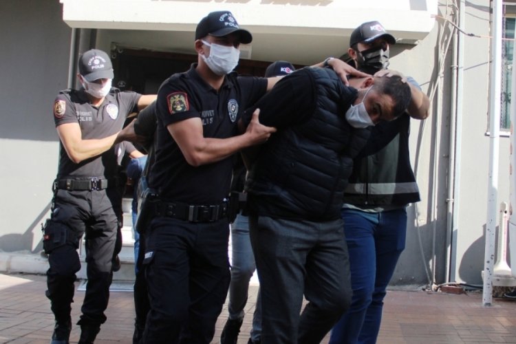 İzmir merkezli &ccedil;ete operasyonunda 34 ş&uuml;pheli adliyeye sevk edildi