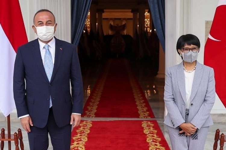 Endonezya Dışişleri Bakanı Marsudi, Türkiye'ye gelecek