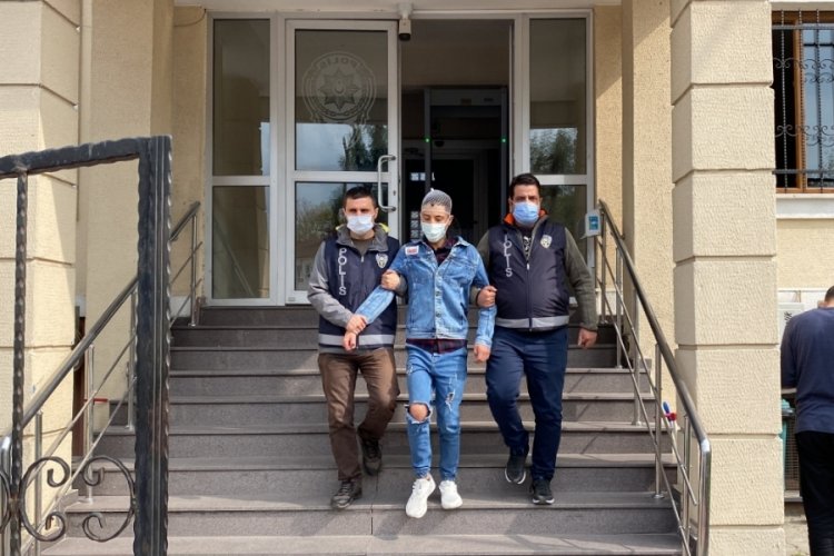 Sakarya'da &ouml;l&uuml;mle biten yan bakma kavgasında bir kişi tutuklandı