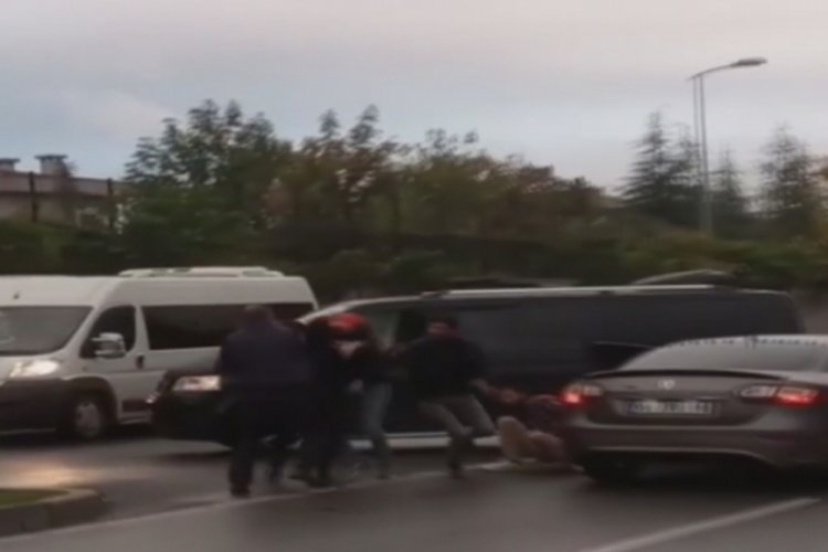 İstanbul Sancaktepe'de kaza sonrası kavga; feci şekilde darbettiler